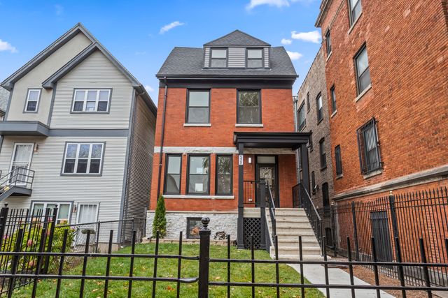 $973,000 | 6460 South Kenwood Avenue | Woodlawn