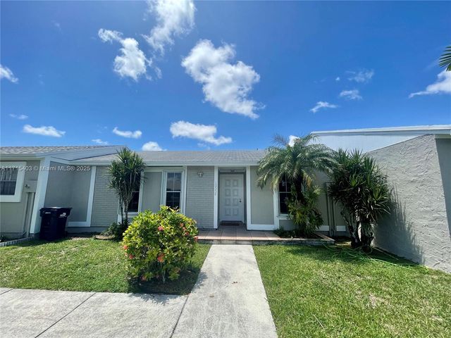 $375,000 | 10358 Southwest 205th Terrace, Unit 10358 | Cutler Bay