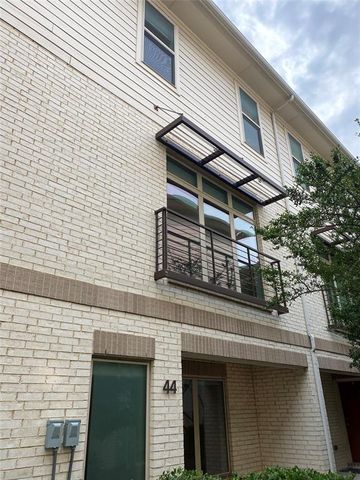 $2,695 | 2325 Stutz Drive, Unit 44 | Love Field Area