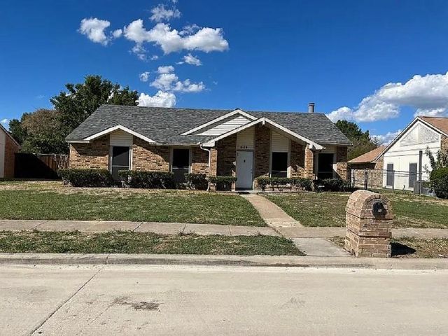 $2,299 | 614 Redwood Drive | Grand Prairie