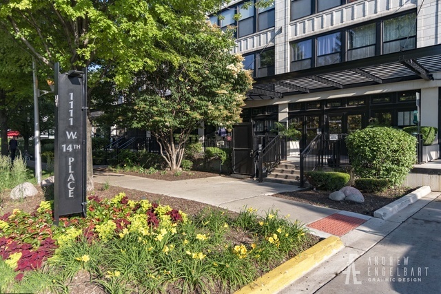 1111 West 14th Place, Unit 322, Chicago, IL 60608 | Compass