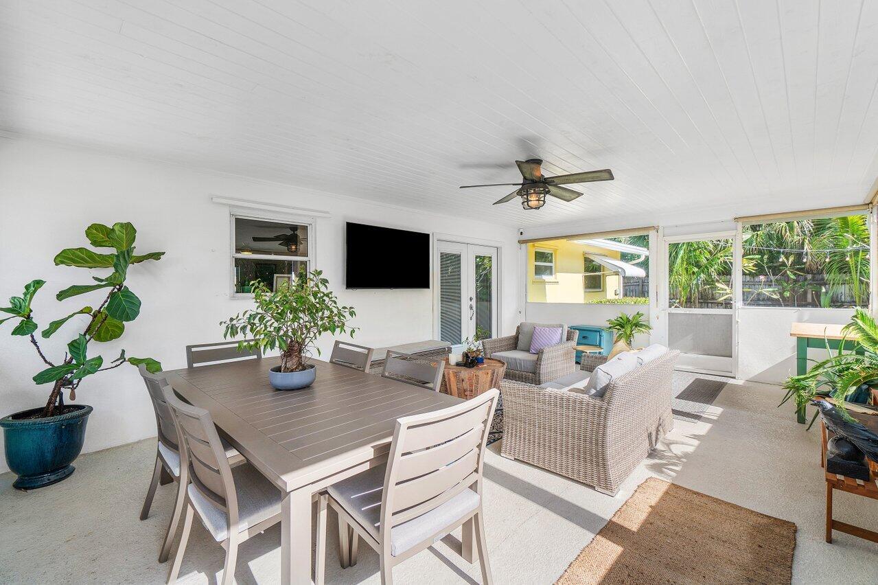 screened porch