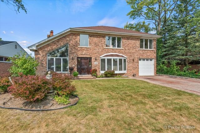 $719,000 | 618 Berglund Place | Northbrook