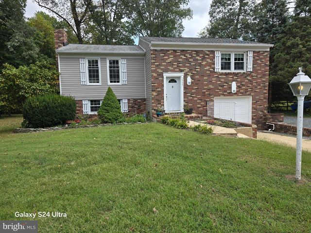 $550,000 | 535 Marlinspike Drive | Severna Park