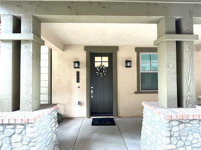 $3,695 | 588 Boulder Circle | North Claremont