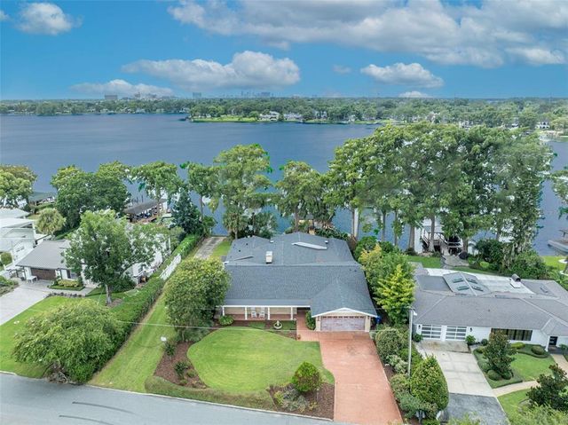 $1,795,000 | 279 Rippling Lane | Winter Park