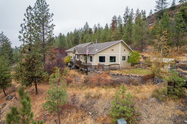 $699,900 | 14810 West Coulee Hite Road