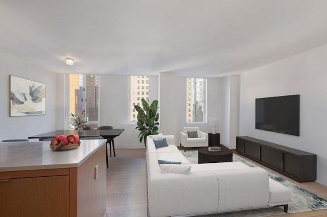 $935,000 | 225 Rector Place, Unit 21A | Battery Park City