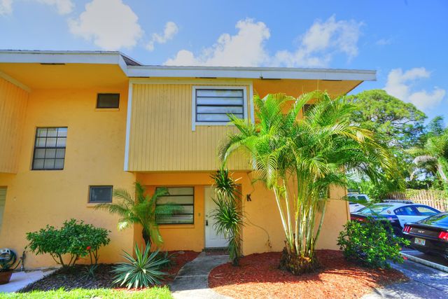 $2,250 | 4330 Lilac Street, Unit K | Palm Beach Gardens