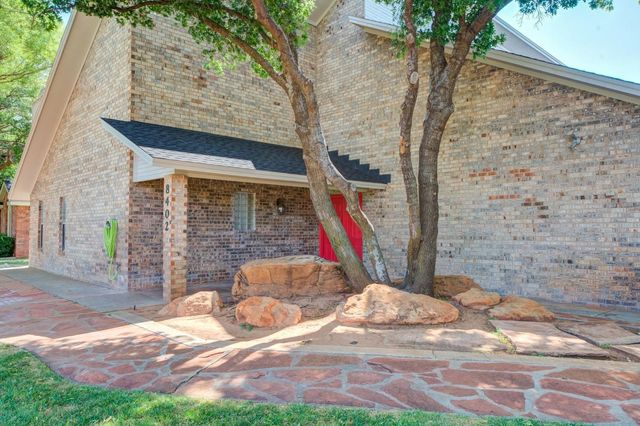 $699,000 | 8402 Rochester Avenue | Lubbock