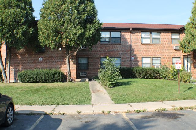 $1,350 | 2902 31st Street, Unit 1 | Zion