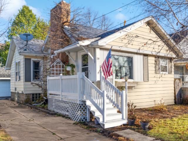 $129,900 | 30 West Tennessee Avenue | Oshkosh