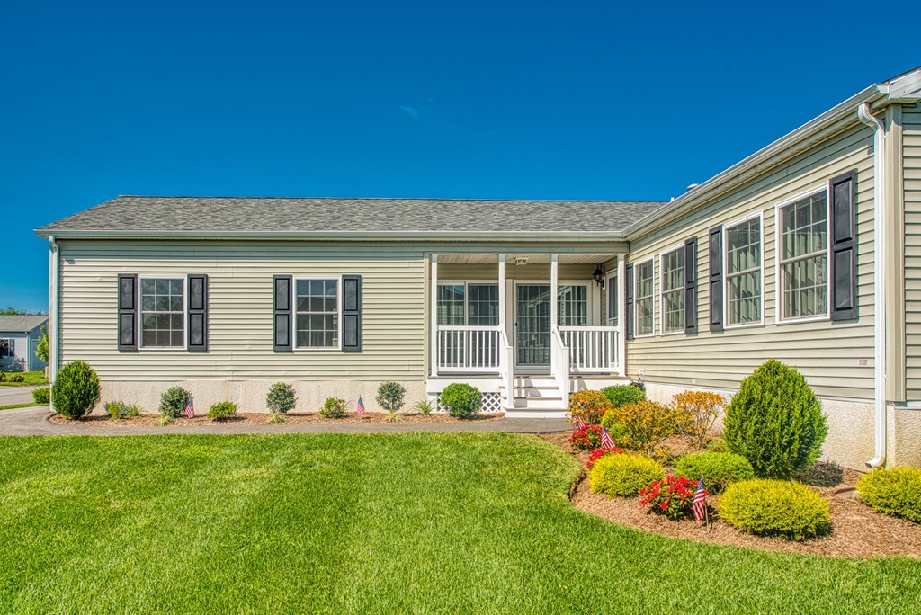 20 Edgestone Drive Bridgewater MA 02324 Compass