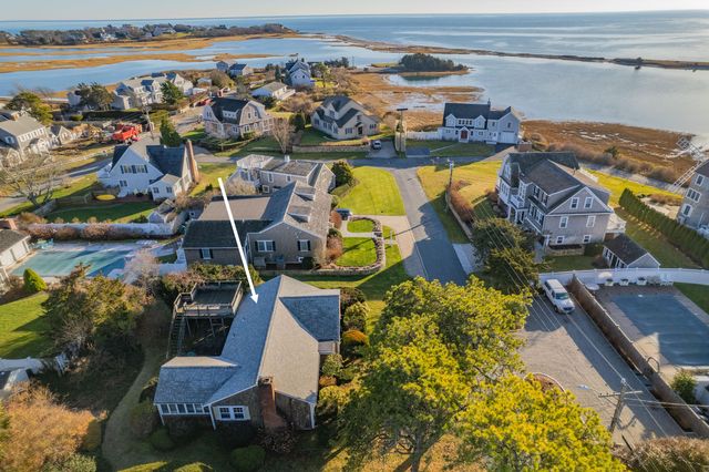 $750,000 | 200 Sixth Avenue | Hyannis Port