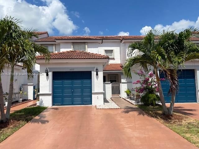 $555,000 | 4872 Northwest 116th Court, Unit 4872 | Doral