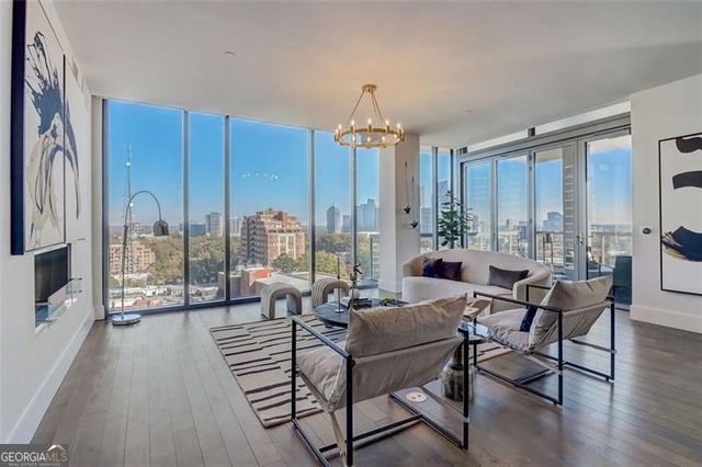 $1,975,000 | 3107 Peachtree Road, Unit 1405 | Buckhead Village