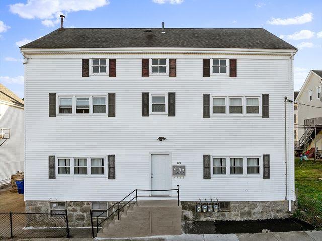 $589,999 | 173 Branch Fall River Ma | Maplewood