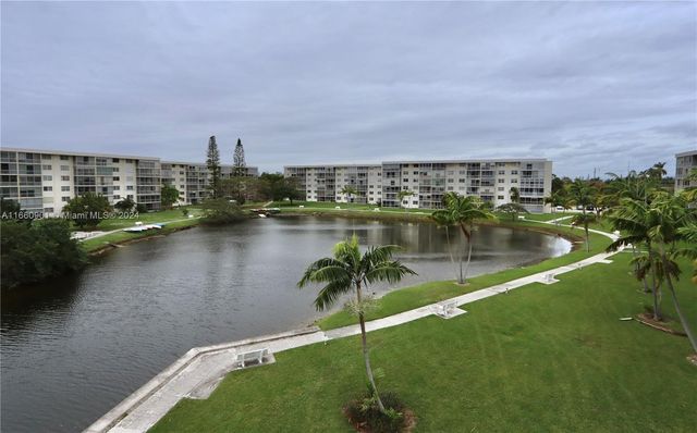 $264,900 | 2859 Leonard Drive, Unit G414 | Aventura