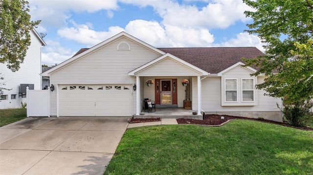 $329,900 | 160 Whetstone Drive | Saint Charles