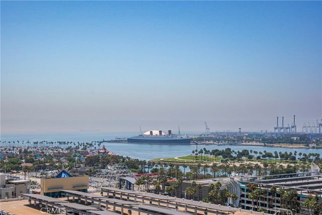 $1,290,000 | 400 West Ocean Boulevard, Unit 1601 | Downtown Long Beach