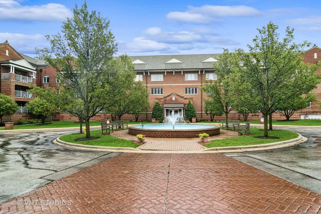 $445,000 | 460 South NW Highway, Unit 412 | Park Ridge