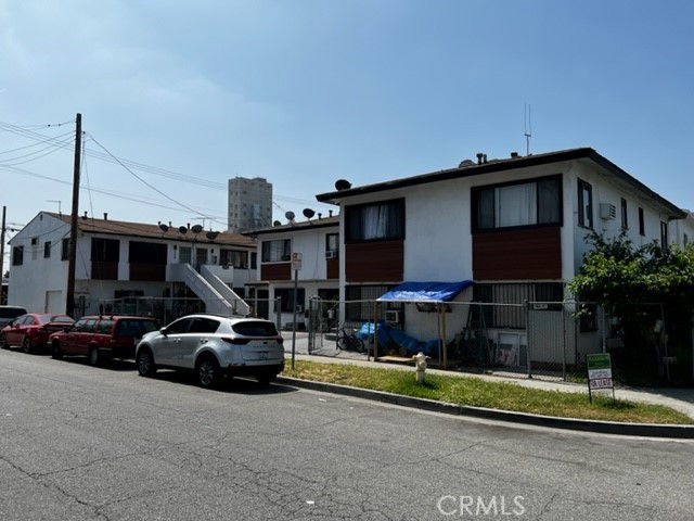 a car parked in front of a house