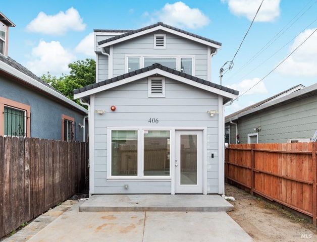 $549,900 | 406 B Street | Iron Triangle