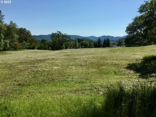 $1,000,000 | 0 Northeast Edenbower Boulevard, Unit 2 & 5 | Roseburg