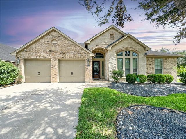 $420,000 | 2503 Winding Creek Drive | Missouri City