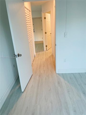 $290,000 | 11800 Southwest 18th Street, Unit 1114 | International Park