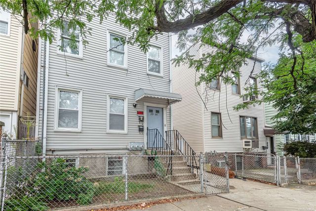 $3,650 | 20-46 41st Street, Unit 2 | Astoria