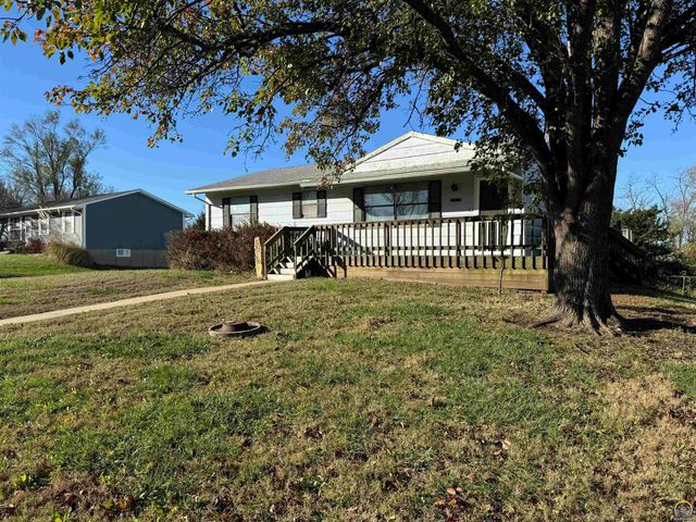 $75,000 | 1602 Willow Street | Valley Falls