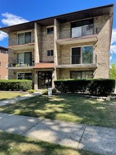 $140,000 | 14533 Lamon Avenue, Unit 3S | Midlothian