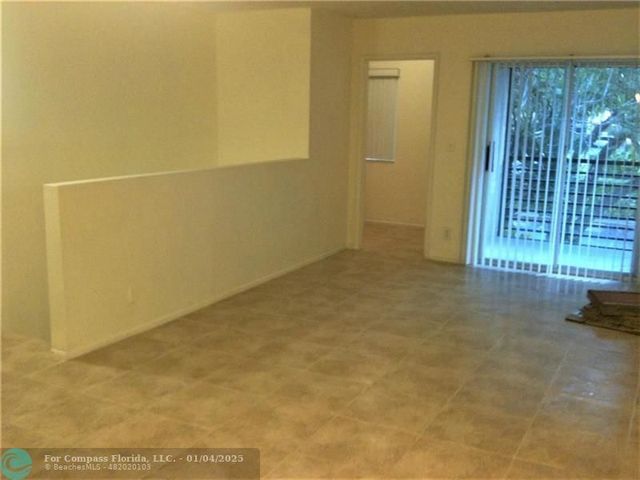 $1,850 | 300 Gardens Drive, Unit 203 | Gardens