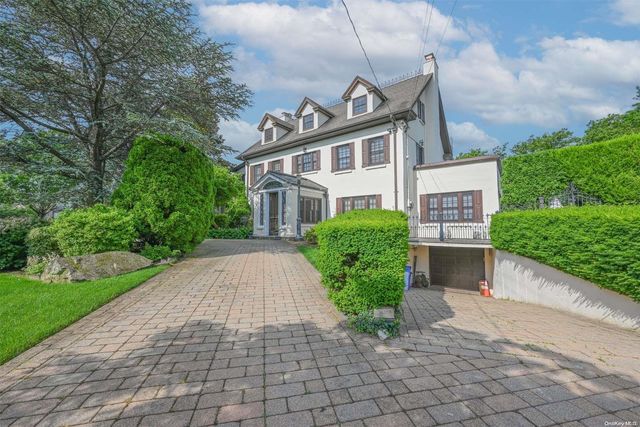 $2,488,000 | 52-22 Browvale Lane | Little Neck