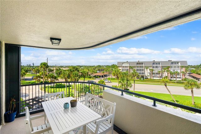 $10,000 | 4600 Florida A1A, Unit 303 | Oceanside