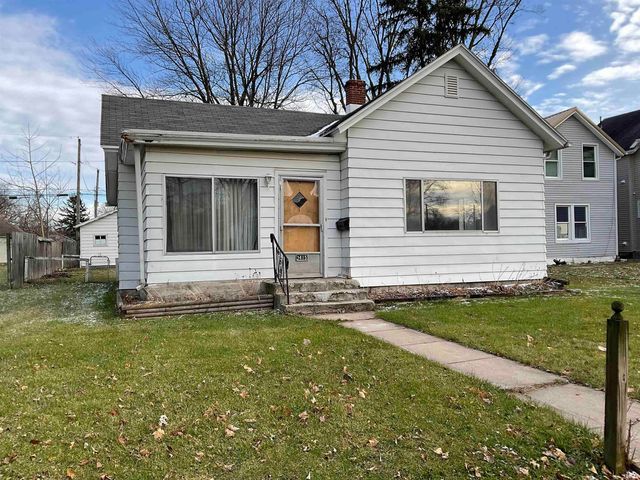 $850 | 2415 Miner Street | Creighton Home