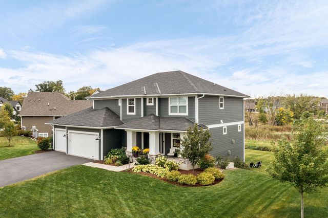 $1,595,000 | 3689 Woodland Cove Parkway | Minnetrista