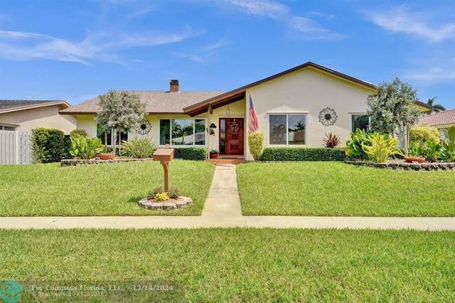 $845,000 | 211 Southeast 2nd Terrace | Dania Beach