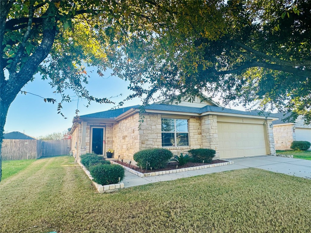 a view of outdoor space yard and front view of a house