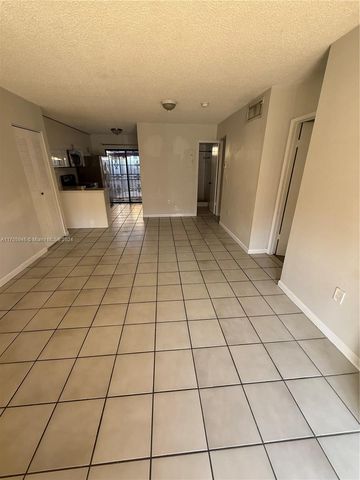 $2,400 | 2735 West 62nd Place, Unit 104 | Hialeah