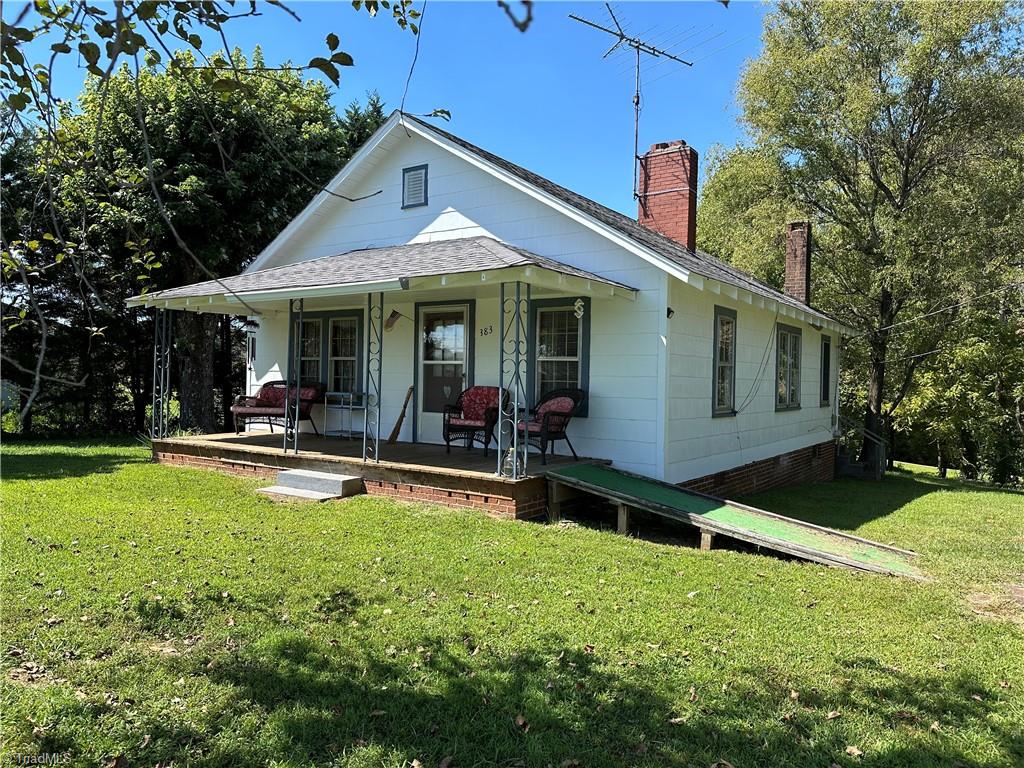 Cute cottage on Murray Road in Elkin, Wilkes County.