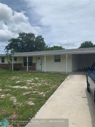 $1,750 | 2661 Northeast Savannah Road | Jensen Beach