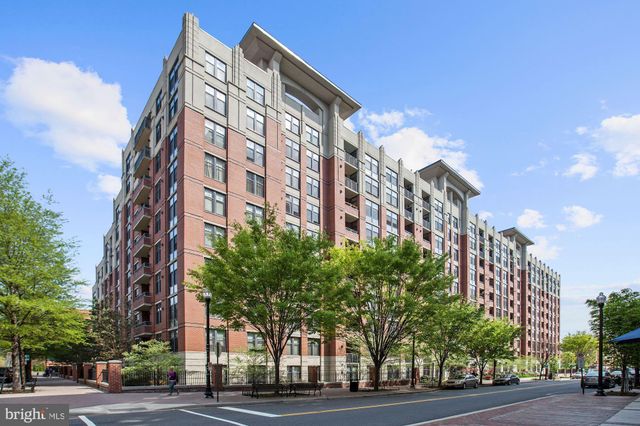 $495,000 | 1021 North Garfield Street, Unit 234 | Clarendon 1021 Arlington