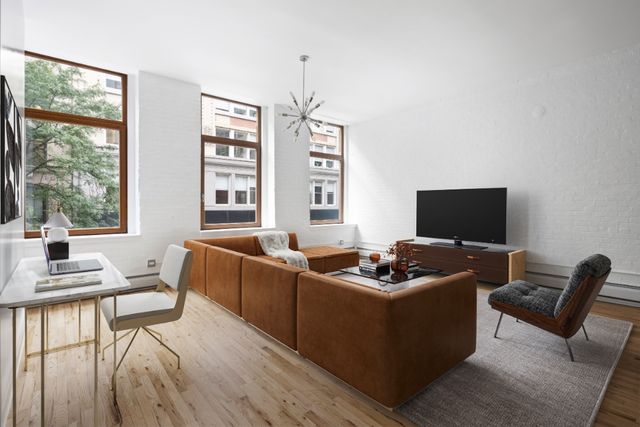 $1,990,000 | 124 West 24th Street, Unit 2D | Chelsea