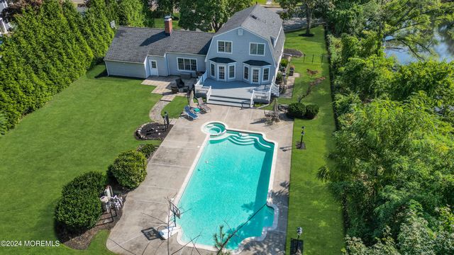 $1,395,000 | 7 Belle Drive | West Long Branch