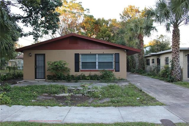 $1,300 | 817 Bentley Street, Unit A | Callahan