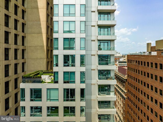 $3,500,000 | 500 Walnut Street, Unit 1001 | Society Hill