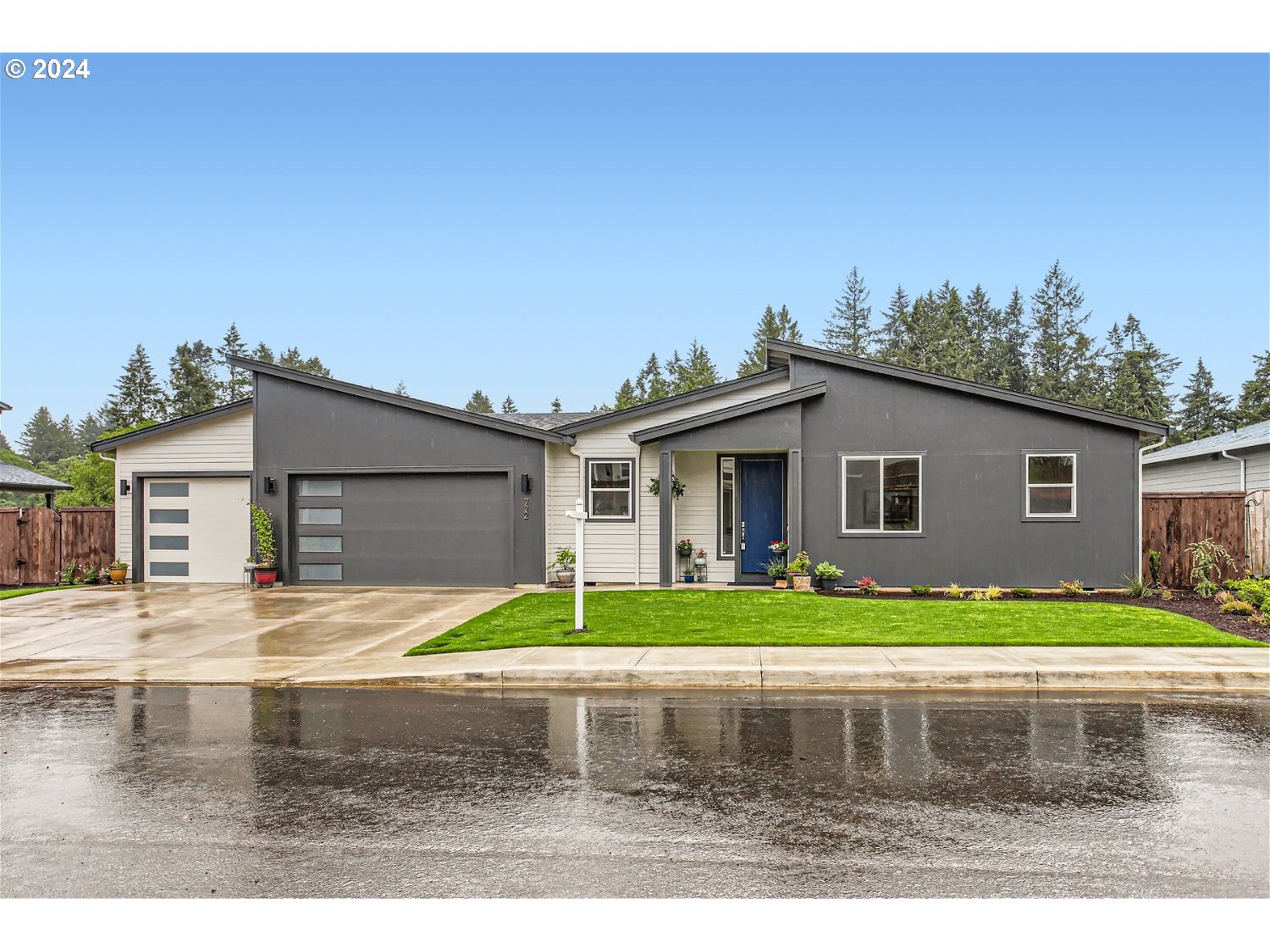 a view of house with outdoor space