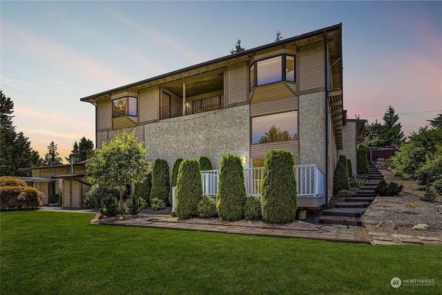 $1,599,000 | 16211 Market Street | Cathcart